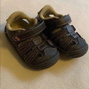 Stride Right Suprize Baby shoes size 3